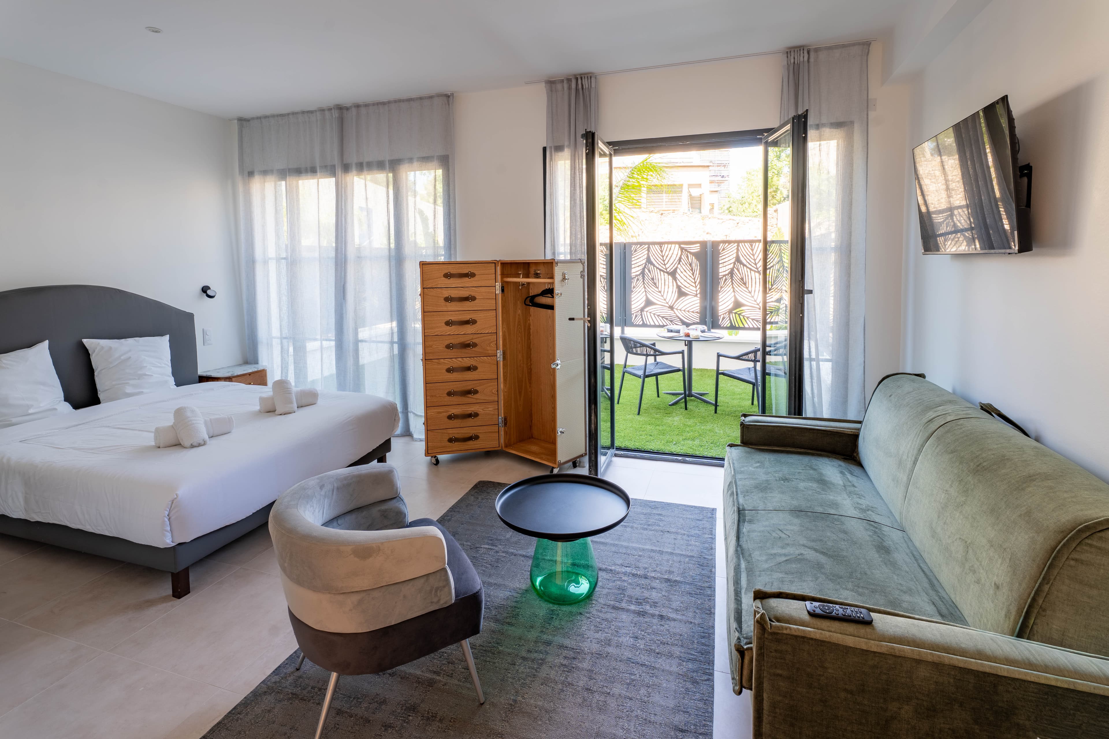 Suite with Terrace — photo 7