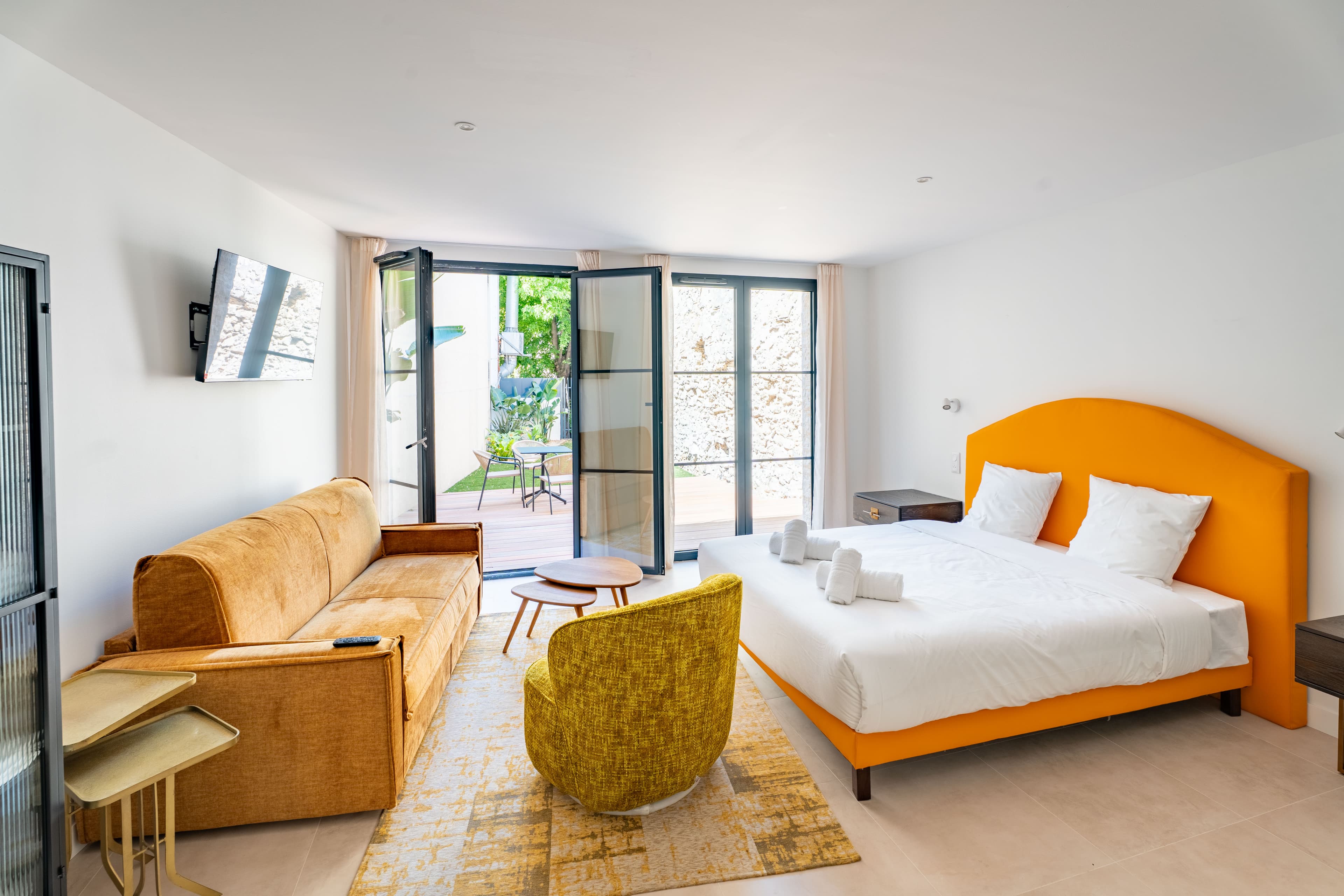 Superior Suite with Garden — photo 11