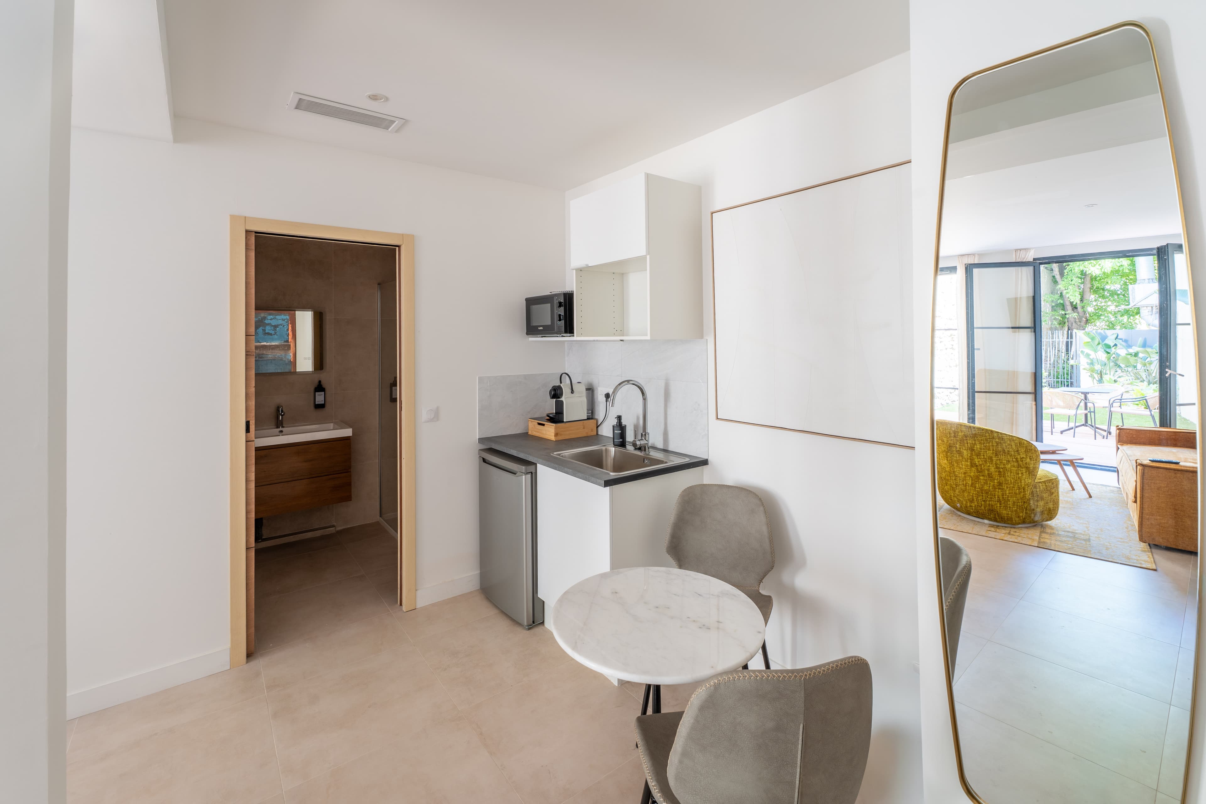 Superior Suite with Garden — photo 9