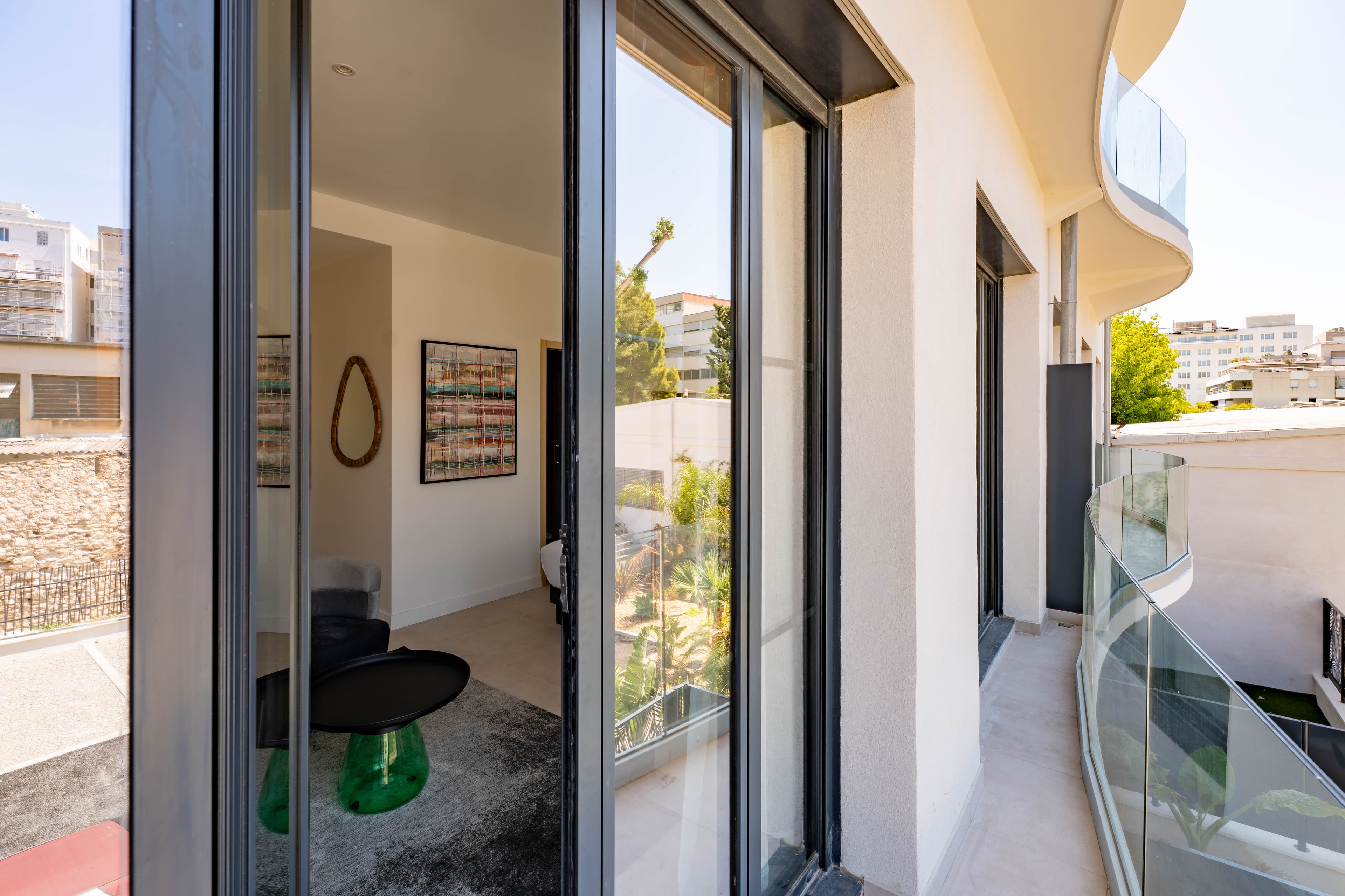 Premium Studio with Balcony — vue 2